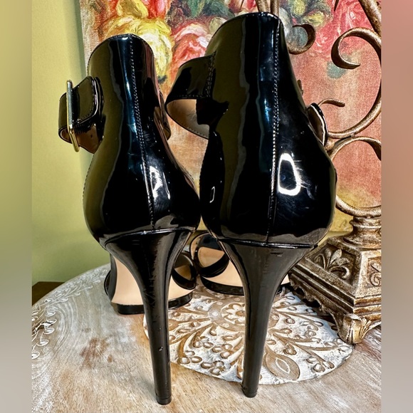 EUC Calvin Klein “Vivian” Black Patent Platform Heels. Size 10 - Picture 7 of 15